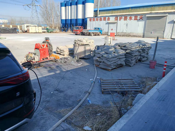 青湖路街道混凝土地面下沉注浆